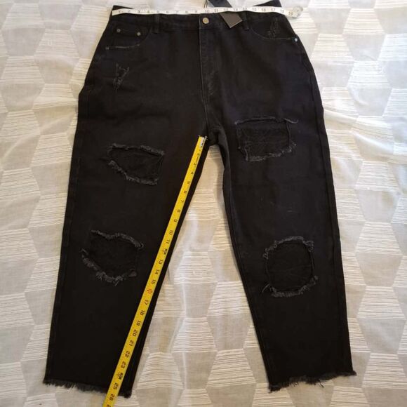 NWT Disturbia Women’s Cobweb Distressed Denim Jeans - Picture 7 of 8